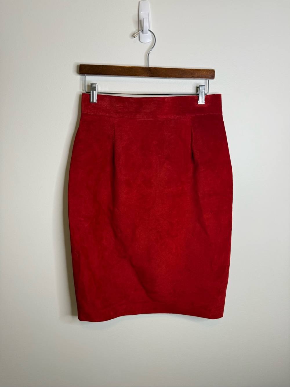 Danier Red leather Pencil Skirt size 12